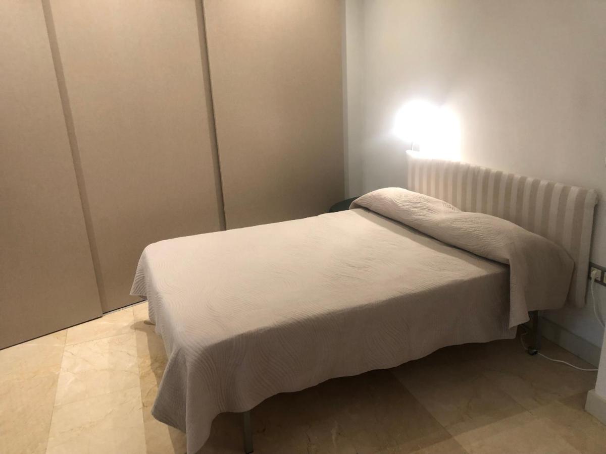 Estudio Con Parking Privado Lägenhet Madrid Exteriör bild