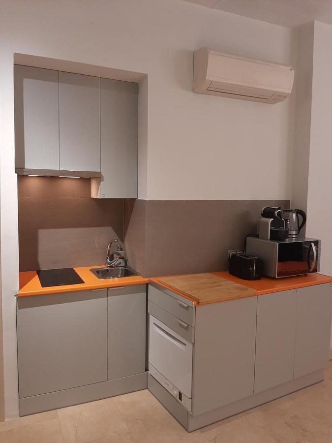 Estudio Con Parking Privado Lägenhet Madrid Exteriör bild